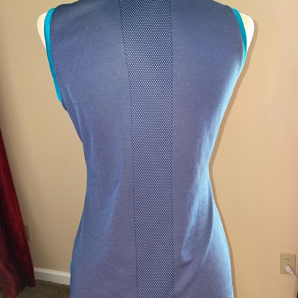 Nike Golf Tank size Small - Picture 6 of 7